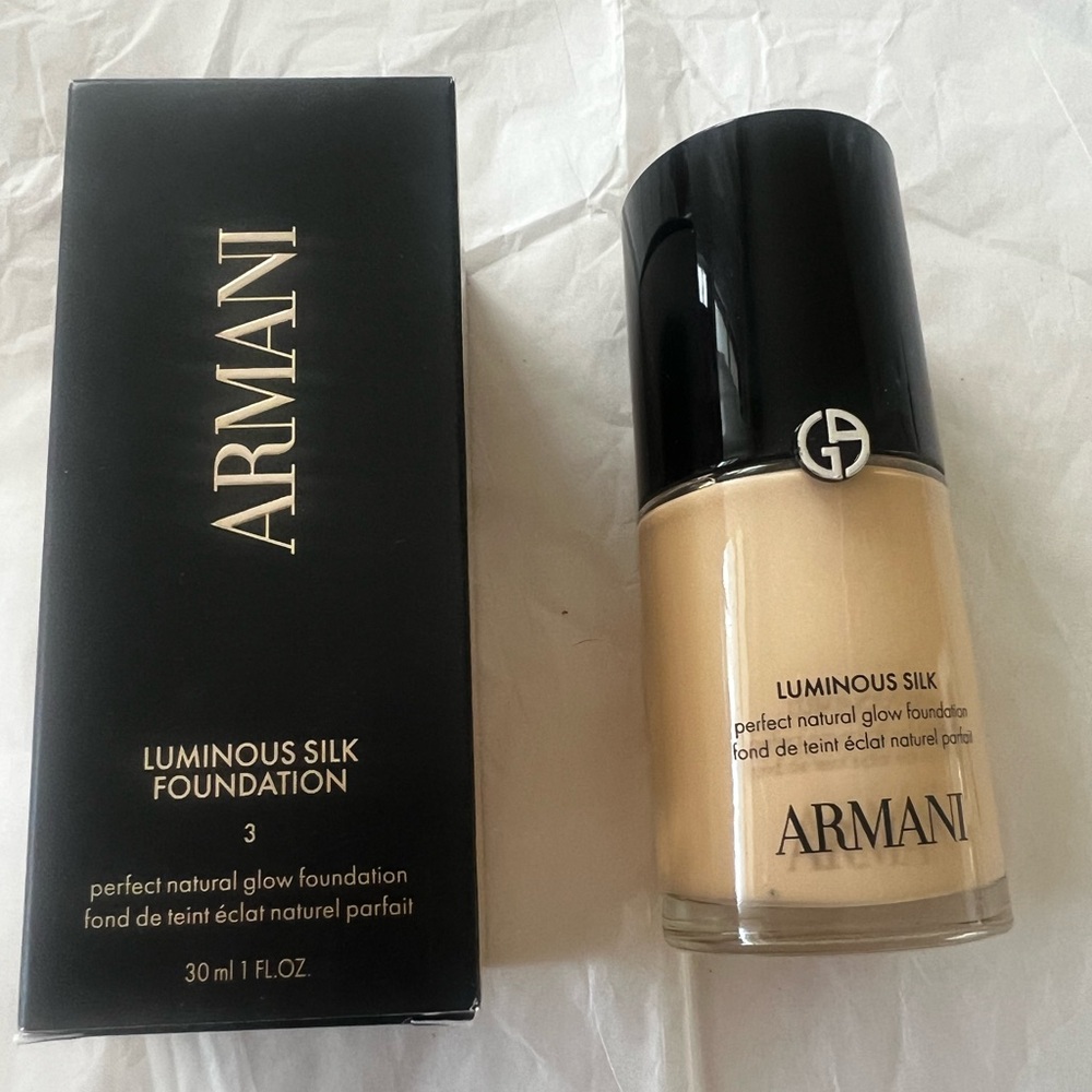 Armani Luminous Silk Foundation (New Version )#3